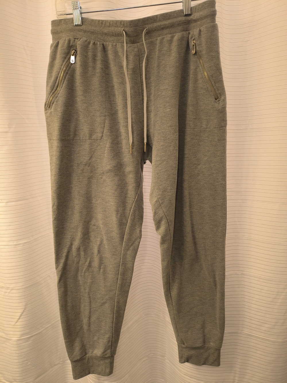 Adrienne Vittadini Gray Drawstring Jogger Pants